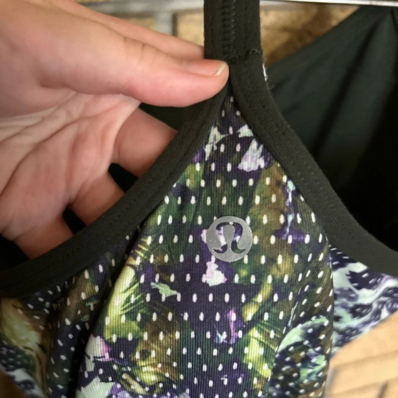 Lululemon Power Y Tank Lion Floral Sport White Multi / Gator Green Size 4 - Picture 6 of 7